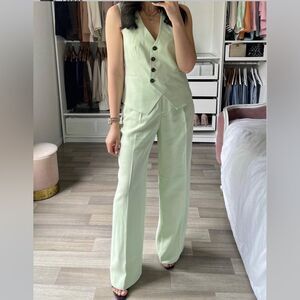NWT Zara Women's light Green Suit size XS